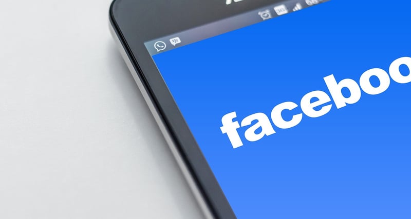 Comment l'impact des réseaux sociaux booste le SEO de votre site en 2026